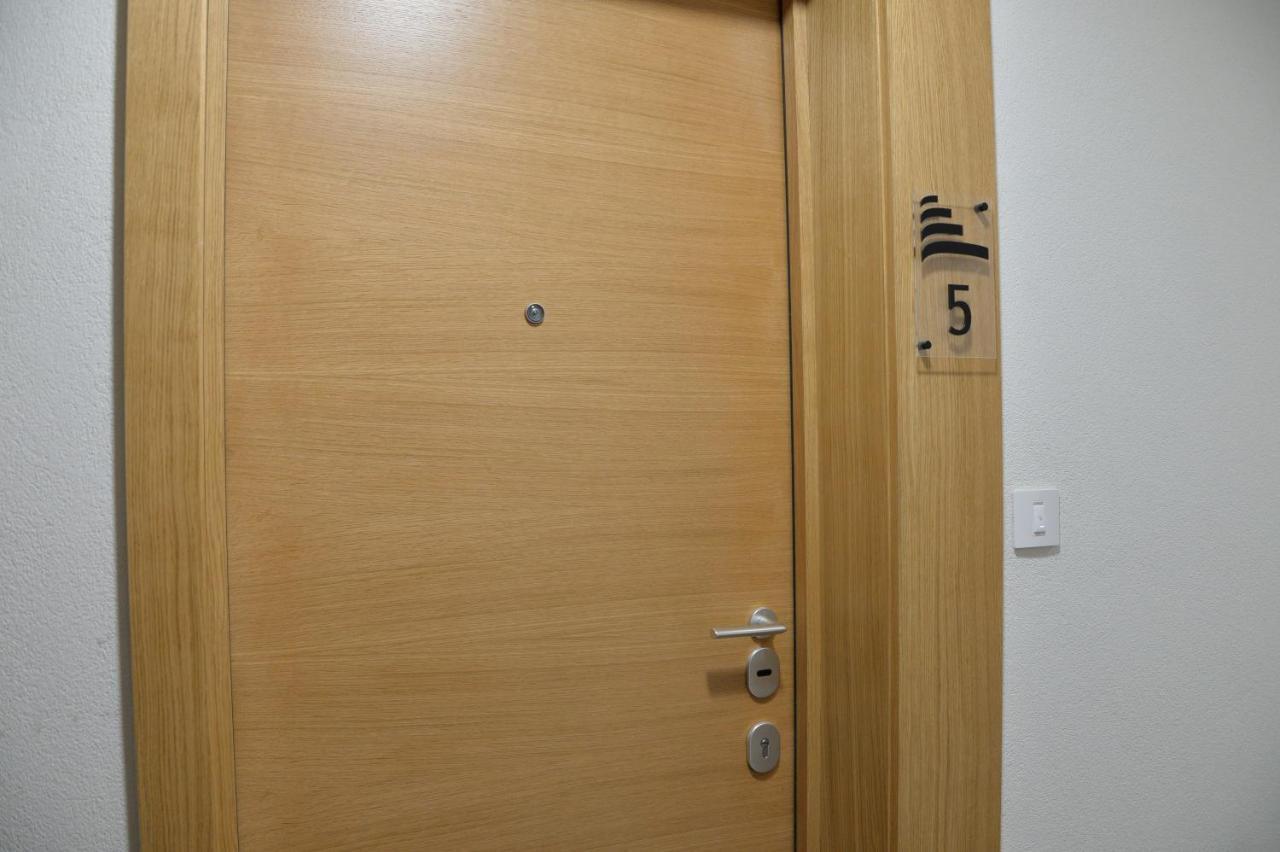 Pupin Palata Business Apartman B5 Novi Sad Dış mekan fotoğraf