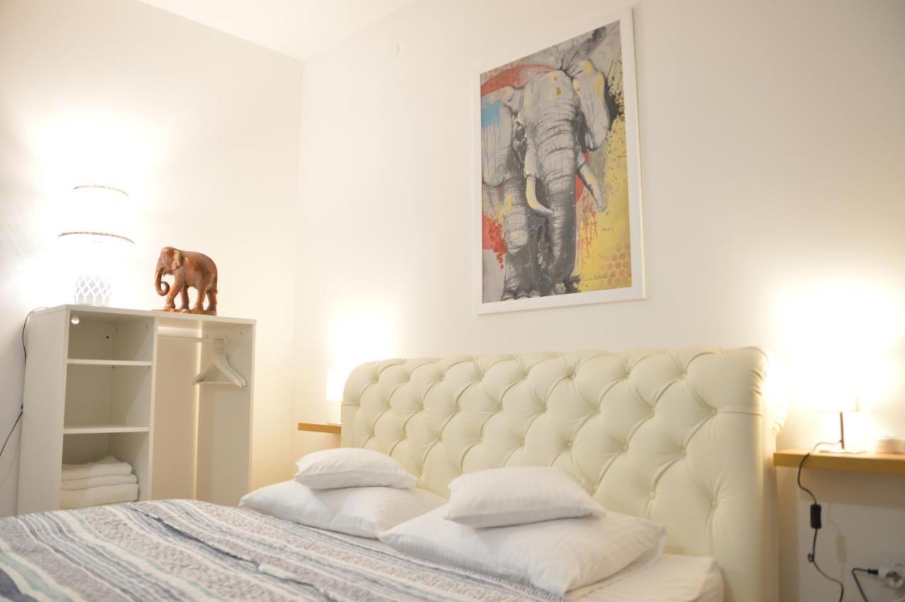 Pupin Palata Business Apartman B5 Novi Sad Dış mekan fotoğraf