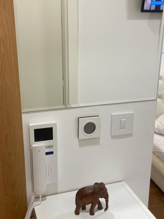 Pupin Palata Business Apartman B5 Novi Sad Dış mekan fotoğraf